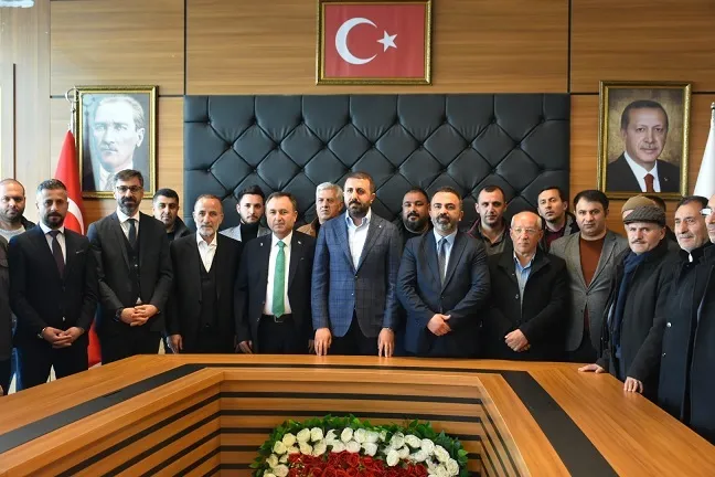 CHP Bitlis Belediye Başkan Adayı  Soyugüzel AK Parti’ye Katıldı