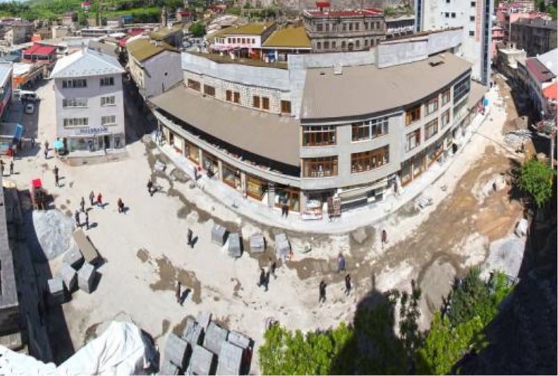 Bitlis’te İkinci Etap  Sokak Sağlıklaştırması çalışmaları devam ediyor