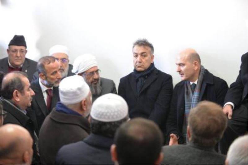 İçişleri Bakanı Soylu, Şeyh Abdulkerim Çevik’in taziyesine katıldı