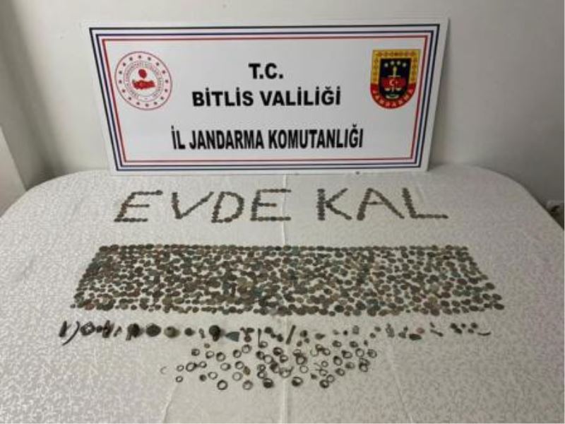 Bitlis’te Tarihi Eser Kaçakçılarına Yönelik Operasyon Yapıldı