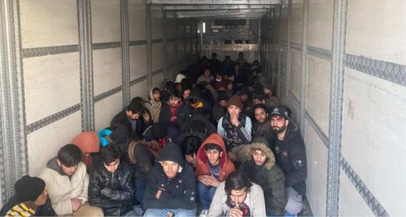 Adilcevaz’da 129 göçmen yakalandı