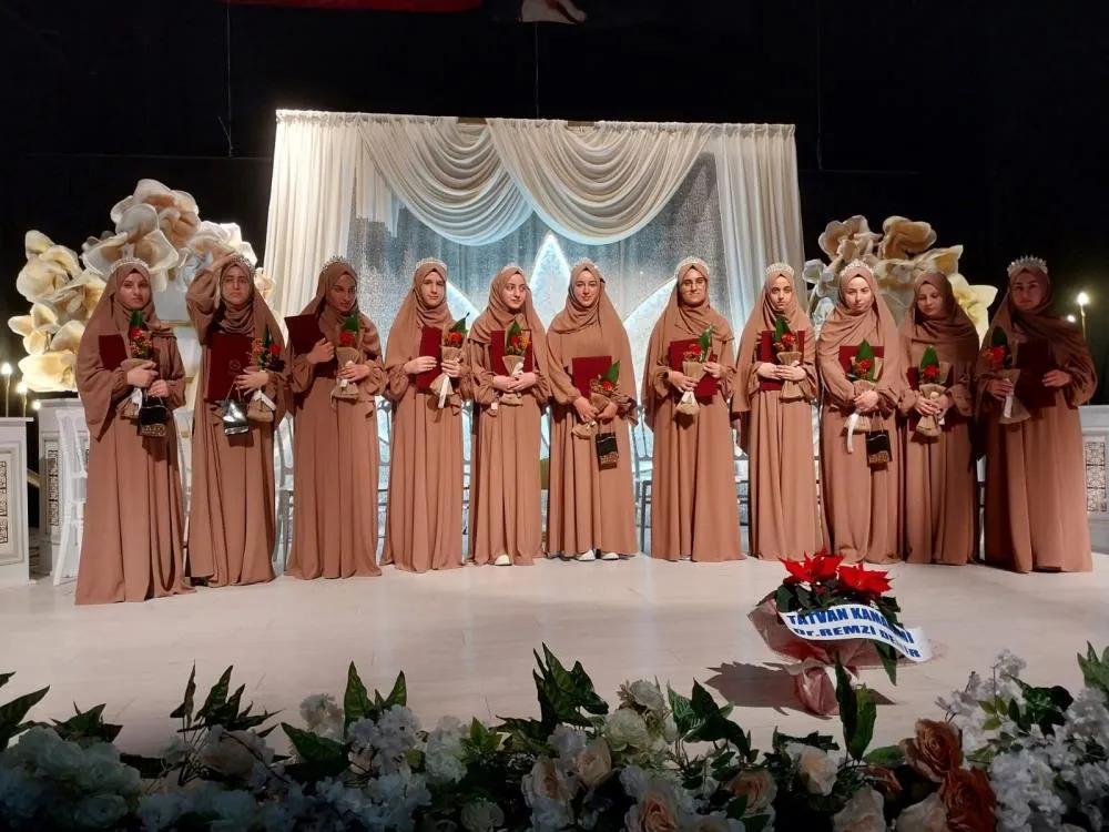 Tatvan’da Hafızlık İcazet Programı Düzenlendi