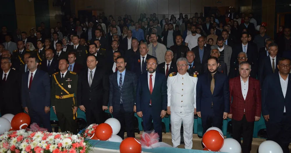 Tatvan’da Cumhuriyet’in 100. Yıl Coşkusu