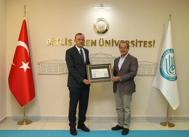 Muş Alparslan Üniversitesi Kurucu Rektörü  İnanç’tan, BEÜ Rektörü Elmastaş