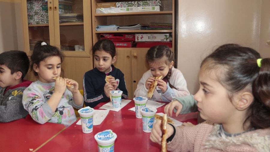 Tatvan’da 5 Bin Öğrenciye Ücretsiz Yemek Hizmeti
