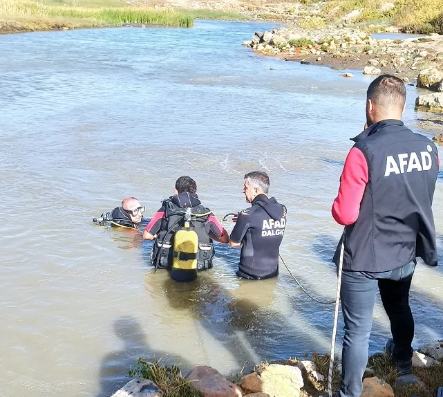 Güroymak’ta Baba ve Oğlu Girdikleri Kaplıca Sularında Boğuldu