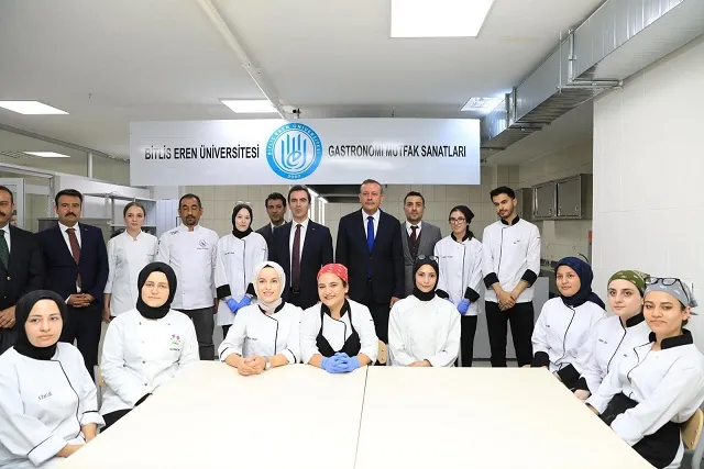 Ahlat’ta Gastronomi ve Mutfak Sanatları  Bölümü Uygulama Mutfağı Açıldı