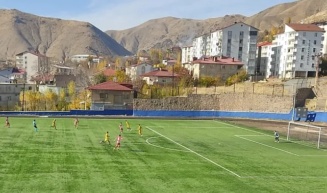 Bitlis Özgüzeldere Spor’dan  farklı galibiyet : 4-0