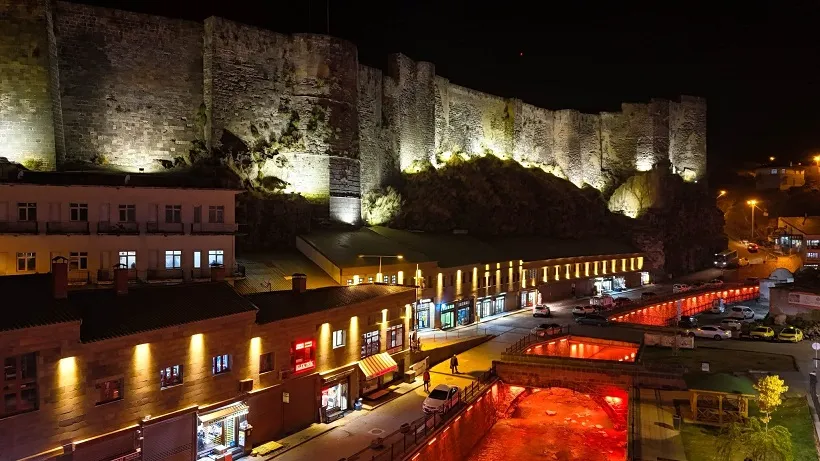 Bitlis Kale Altı Sokak Sağlıklaştırma  Projesi Tamamlandı