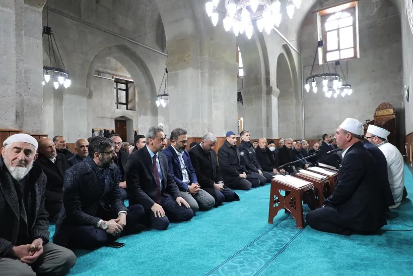 Bitlis’te Depremde Hayatını Kaybeden  Emniyet Mensupları İçin Mevlit Okutuldu
