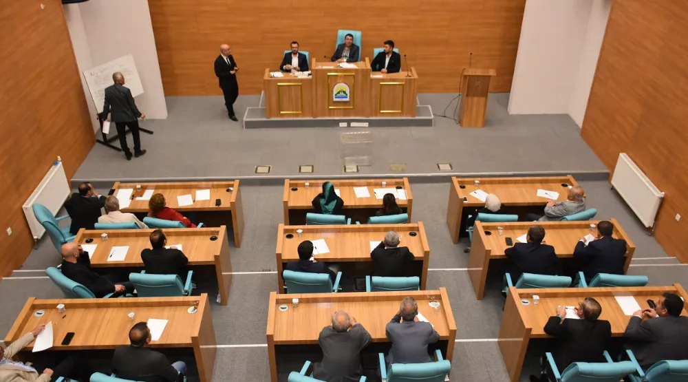 Tatvan Belediyesi İlk Meclis Toplantısını Yaptı