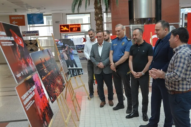 Tatvan’da “15 Temmuz” Temalı  Fotoğraf Sergisi Açıldı