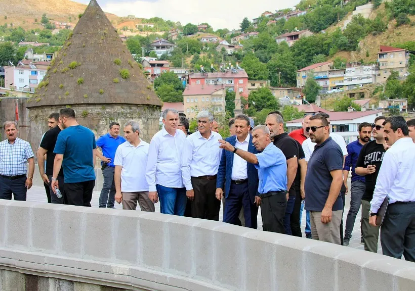 Vali Karaömeroğlu Bitlis Dere Üstü  Projesini İnceledi