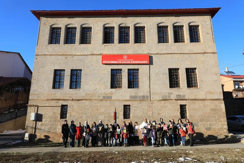 Bitlis’te “Annemle Kütüphanedeyim” Projesi Başladı 