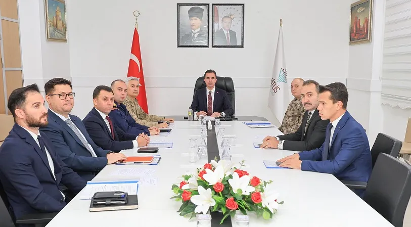 Bitlis’te İl Asayiş, Güvenlik ve İstihbarat  Toplantısı Gerçekleştirildi