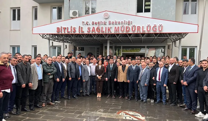 Bitlis İl Sağlık Müdürü Güzeltaş’a Duygusal Uğurlama