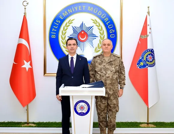 Vali Karakaya’dan İl Emniyet  Müdürü Şensoy’a İade-i Ziyaret