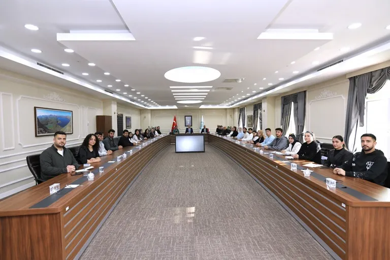 Bitlis Eren Üniversitesi’nde Öğrenci Senatosu  Toplantısı Gerçekleştirildi