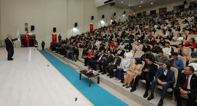 BEÜ’de “Aileyi Yeniden Düşünmek”  Konulu Konferans Düzenlendi