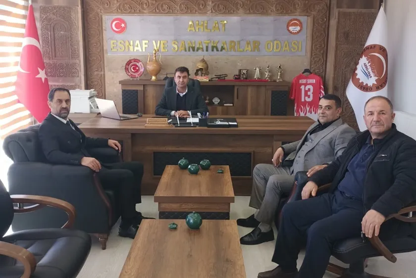 Ahlat’ta Emlak ve Esnaf Sektörleri Arasında İşbirliği Mesajı