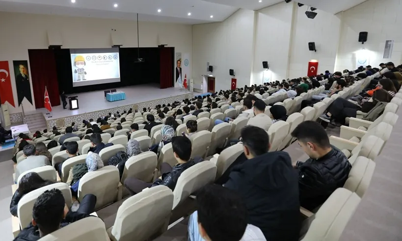 BEÜ’DE İŞKUR Gençlik Programı Öğrencilerine  Bilgilendirme Toplantısı Düzenlendi