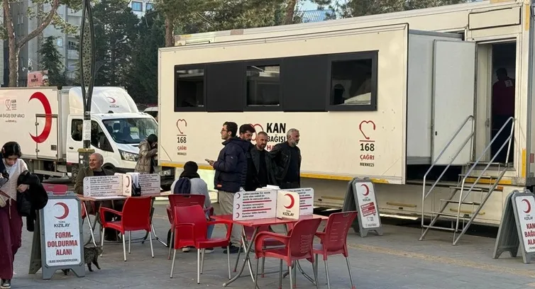Tatvan’da Mobil Kan Bağışı Tırı 3 Gün Boyunca Hizmet Verdi