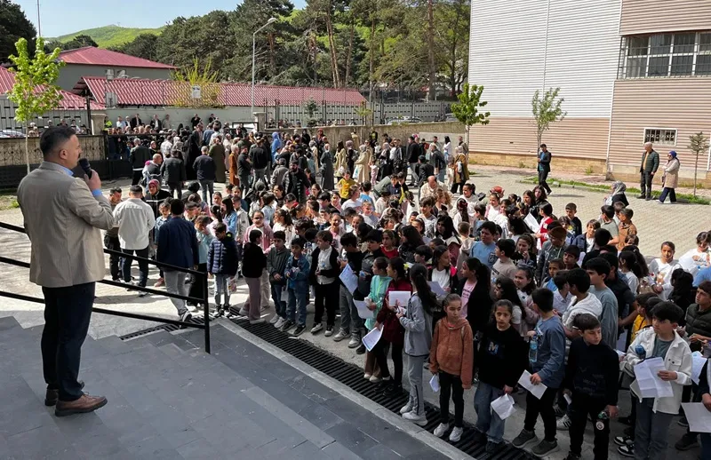  TATVAN SULTAN ALPARSLAN İMAM HATİP ORTAOKULU OKULA KABUL SINAVINA REKOR KATILIM