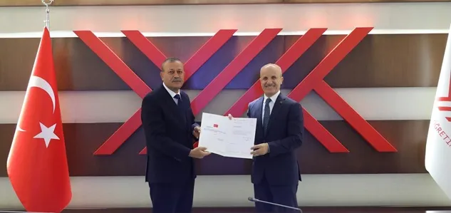 Rektör Elmastaş, Mazbatasını  YÖK Başkanı Özvar’dan Aldı