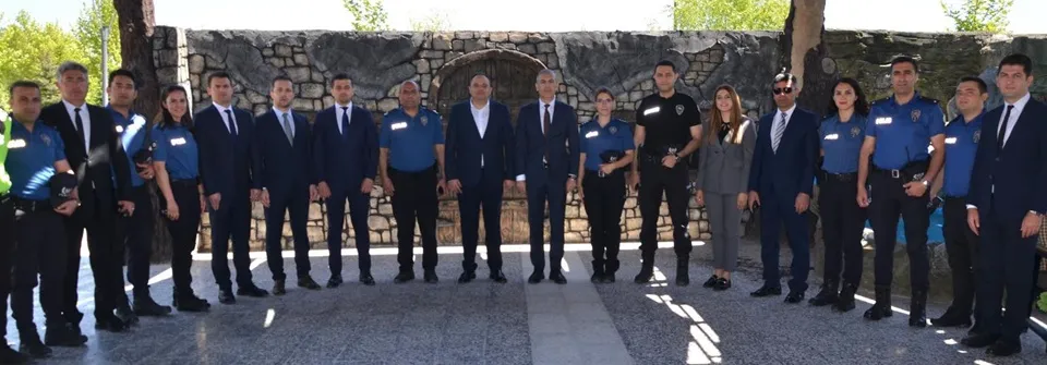 KAYMAKAM DEMİR