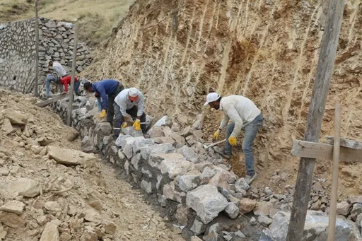 Bitlis Belediyesi’nden Şehir  Estetiğine ve Güvenliğine Katkı