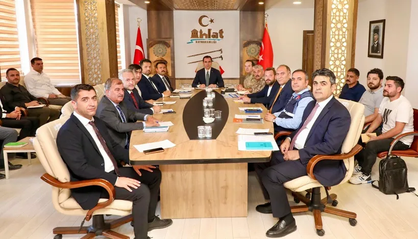 1071 Malazgirt Zaferi ve Ahlat Şenlikleri  Öncesi Değerlendirme Toplantısı Yapıldı
