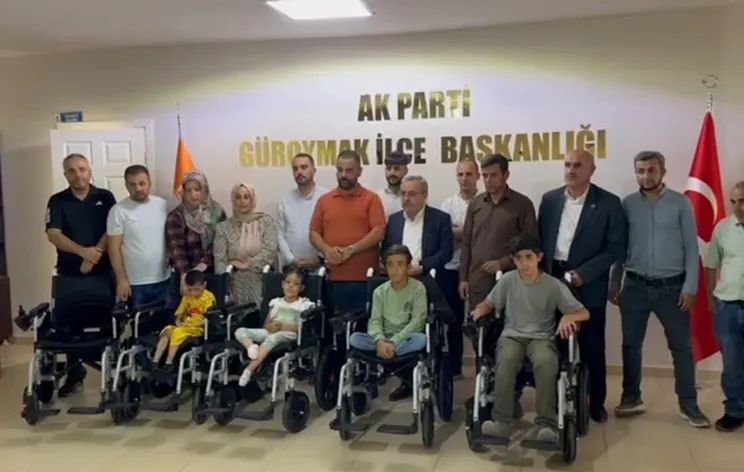  İyilik Ailesi Derneği’nden 5 Akülü Sandalye Desteği