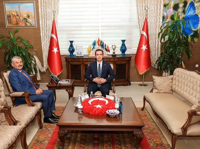 İl Emniyet Müdürü Şekeroğlu’ndan  Vali Karakaya’ya Veda Ziyareti