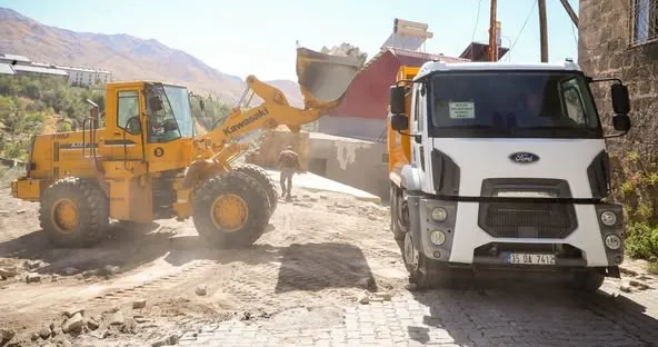 Bitlis Belediyesi Zeydan Mahallesi’nde Çalışma Başlattı