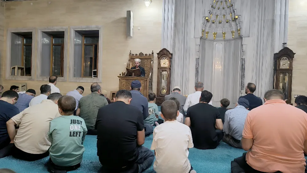 Tatvan’da Mevlid Kandili Dualarla İdrak Edildi 