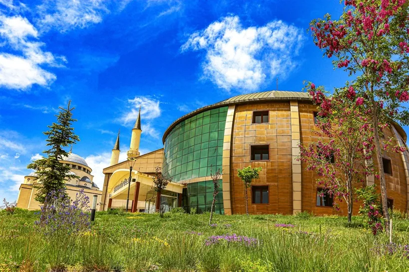 BEÜ Lisansüstü Eğitim Enstitüsü’nde  2 Yüksek Lisans Programı Daha Açıldı