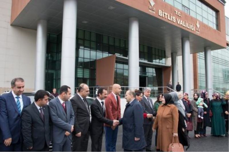 Vali Ustaoğlu, Trabzon’a uğurlandı