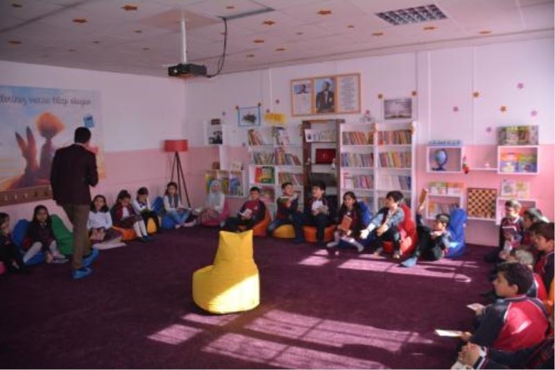 Mehmetçik İlkokulu’nda Kütüphane Açılışı Yapıldı
