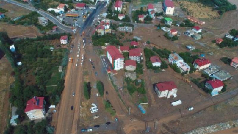 Tatvan Kaymakamlığından “sel” açıklaması