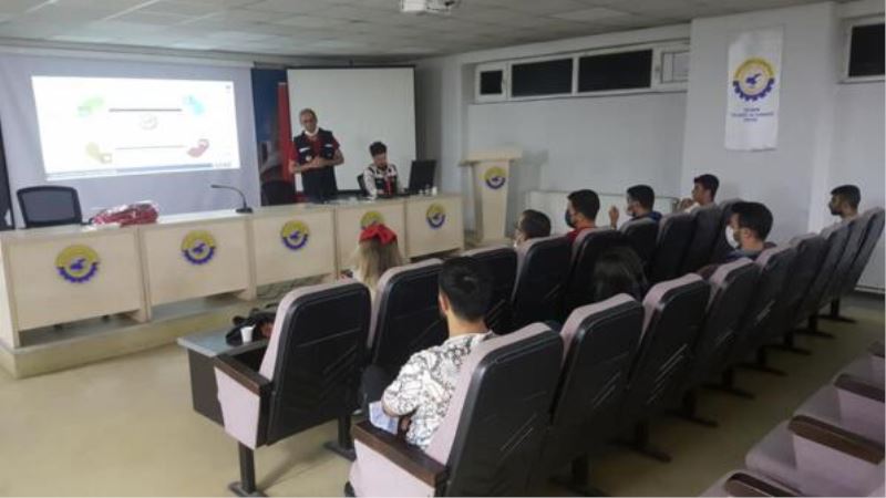 AFAD’dan Gazetecilere “Afet Bilinci” Eğitimi