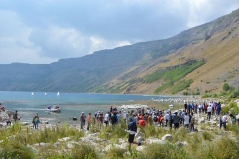 Nemrut Dağı ve Krater Gölü Yayla Şenlikleri düzenlendi