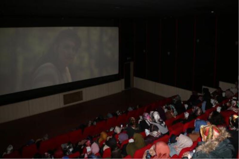 Bitlis Belediyesinden Kadınlara Ücretsiz Sinema